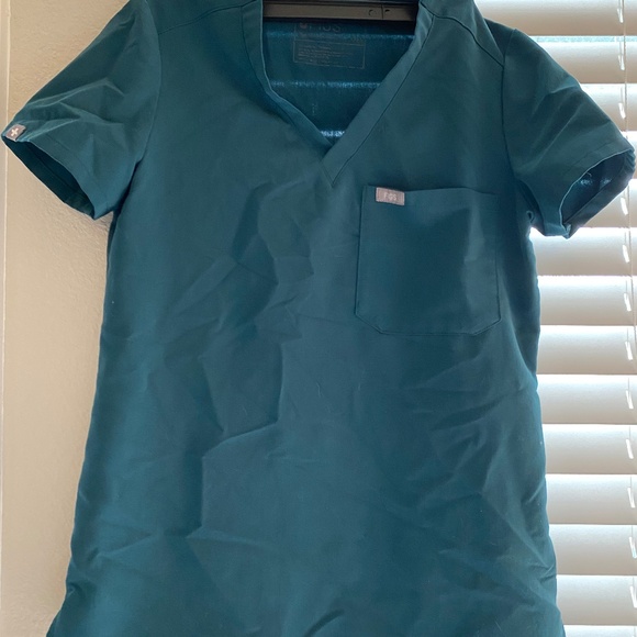 Figs Caribbean Blue Catarina One-Pocket Scrub Top XXS - Picture 2 of 2